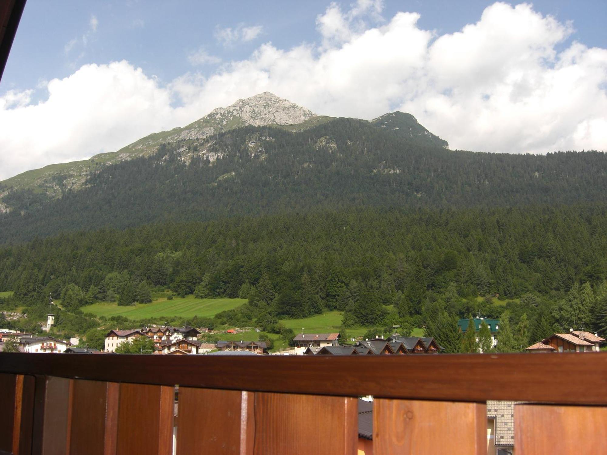 Hotel Rosa Alpina Андало Экстерьер фото
