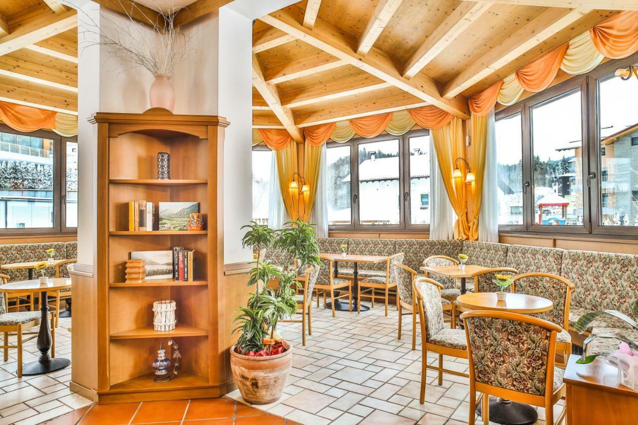 Hotel Rosa Alpina Андало Экстерьер фото